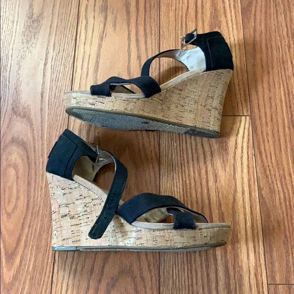 Toms wedge sandals